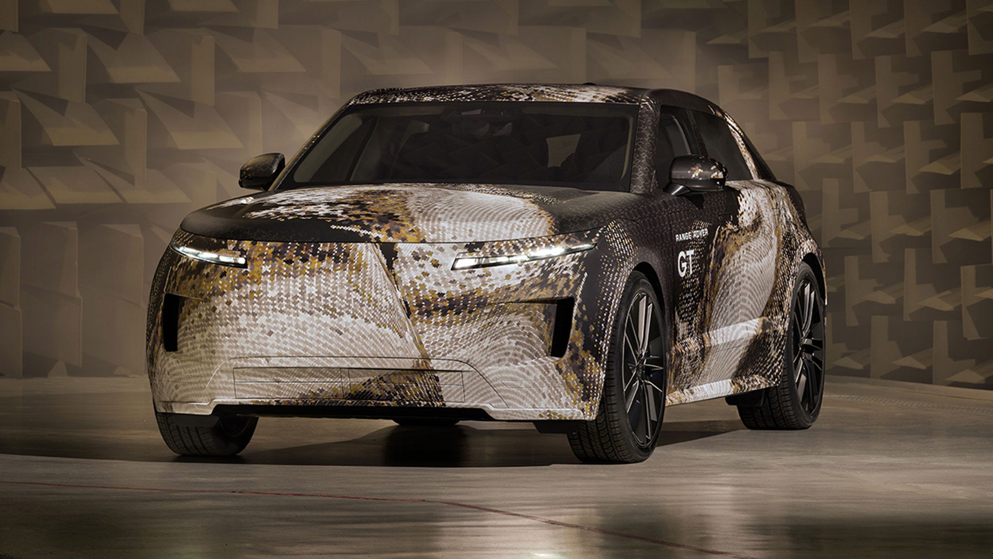 2028 Range Rover GT First Look: A Sleek, Electrified Grand Tourer - MotorTrend