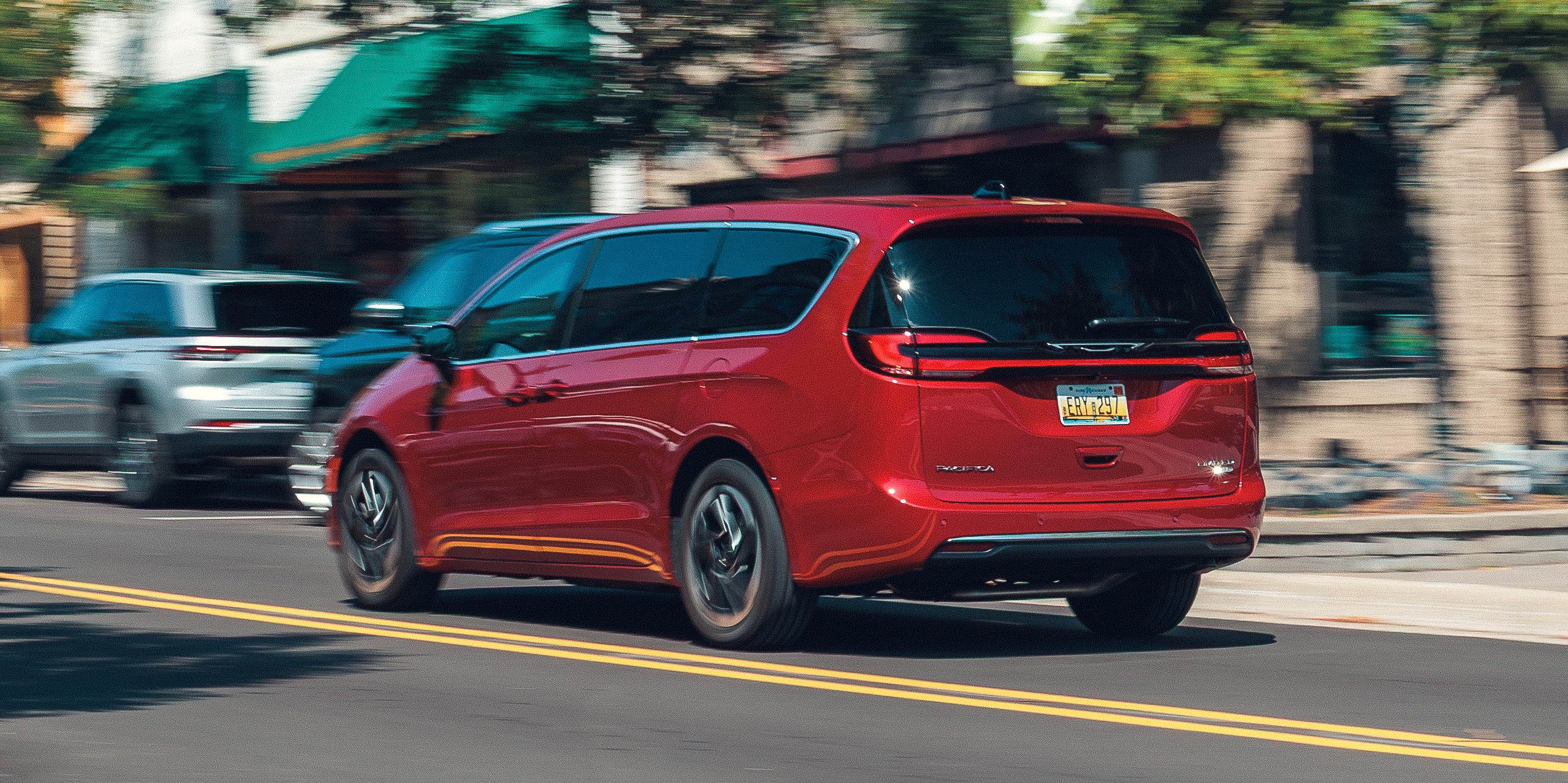 Tested: 2027 Chrysler Pacifica Still Has a Few Clever Tricks